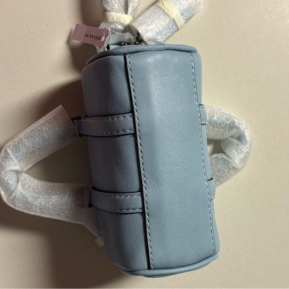 Coach Micro Venturer Key Fob - NWT - Picture 6 of 14